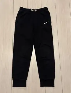 NIKE ブラック スウェットパンツキッズMサイズ（140cm〜150cm）