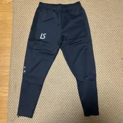 ルースイソンブラ パンツ