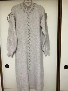 最終価格です‼️薄いベージュ系　ブラウン系の毛糸ステッチ　ニットワンピ　L