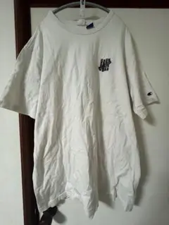 Champion UNDEFEATED Tシャツ 白 ストリートファッション