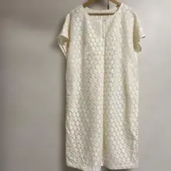 イッカ　ikka アイボリーレースワンピース