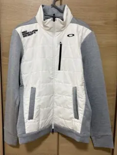 美品 OAKLEYオークリー 中綿入りキルティングジャケット ゴルフジャケット