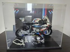LEGO Technic BMW M 1000 RR ディスプレイケース付のサムネイル