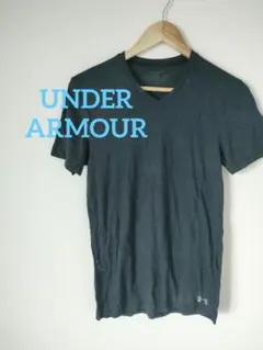 UNDER ARMOUR ダークグレー VネックTシャツ スポーツウェア