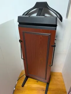 Item thumbnail for item 448e6fee-73d0-4c1c-b8ff-f6ecc5930756