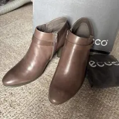 新品未使用　ecco ブラウン アンクルブーツ 中ヒール
