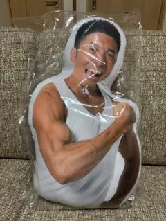なかやまきんに君　ダイカットクッションのサムネイル