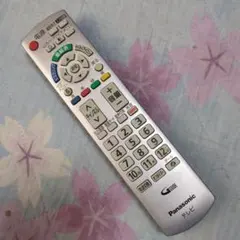 VNo.737　パナソニック　テレビリモコン(N2QAYB000484)