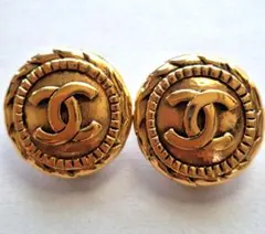 CHANEL ココマーク オーバル イヤリング 95P - メルカリ