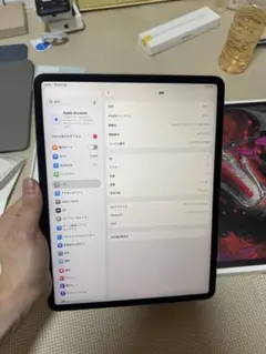 Apple iPad Pro 12.9インチ 第3世代 本体のサムネイル