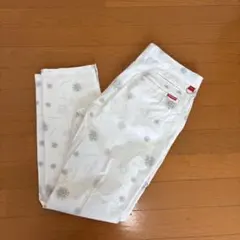 Item thumbnail for item d51cd8cb-43a4-46d6-9179-5b7287574d8d