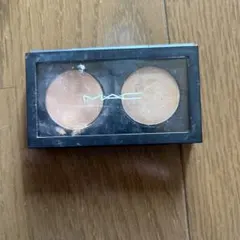 Item thumbnail for item 92bcb5ed-8459-4f8e-9888-70cc5a657d69