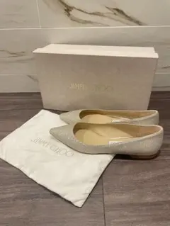 JIMMY CHOO シルバー フラットシューズ
