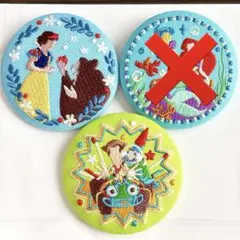 【新品】ディズニー刺繍缶バッジ　トイストーリー 白雪姫