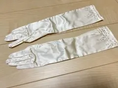 アイボリー サテン ロンググローブ ビジュー付き