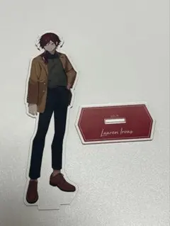 ローレン・イロアス アクリルスタンド