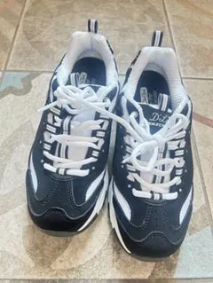 SKECHERS ブラック/ホワイト スニーカー