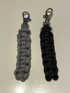 パラコード 編み込みキーリング グレー/ブラック2つセットハンドメイド
