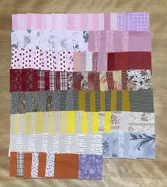 ハギレ　カットクロス　まとめ売り150枚(約6㎝×約6㎝)