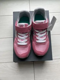 新品⭐︎New Balance 373 ピンク スニーカー 18.0cmタグ付き