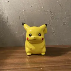 平成レトロ 初期 ピカチュウ 貯金箱 陶器製 - メルカリ