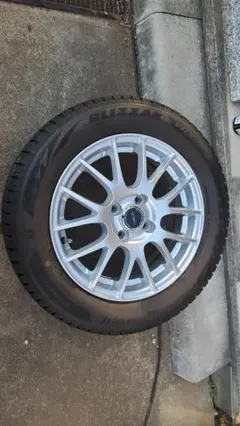 アルミ付きスタッドレスタイヤ　バリ山　バラ販売　185/60R15　4穴
