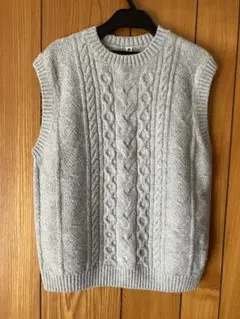 UNIQLO ニットベスト グレー 160
