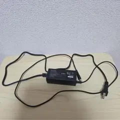 NTTドコモ「ACアダプタ-H1」24W 2A