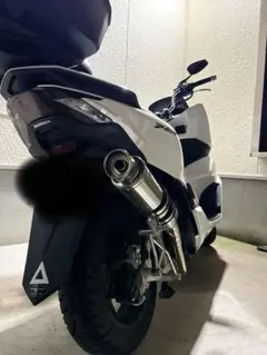 Honda PCX マフラー　⭐️現物確認可能⭐️のサムネイル