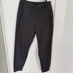 UNIQLO ユニクロ　ウルトラストレッチアクティブジョガーパンツ　グレー
