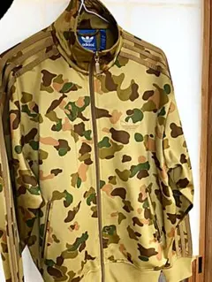 adidas originals ファイヤーバード　カモ柄　ジャージ