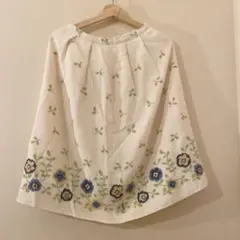 刺繍スカート　オフホワイト