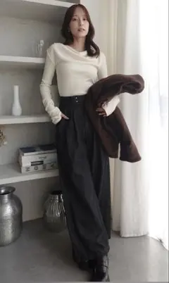 LAGUNAMOON タックデニムワイドパンツのサムネイル