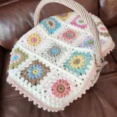 モチーフ編み マルチカバー かぎ針 ハンドメイド グラニースクエア お花