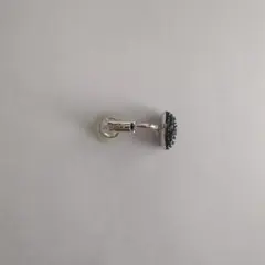 スワロフスキー　ハートイヤリング