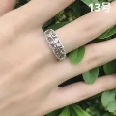 【Silver Plated】透かし彫り キラキラ 小粒ジルコン