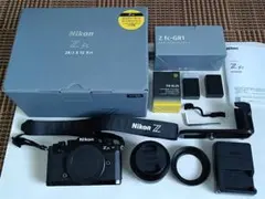 【美品】Nikon Zfc 本体レンズ2種等 まとめ売り 新品)Nikon (ニコン) Z fc Z 28mm F2.8 （Special Edition