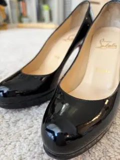 Christian Louboutin ブラックハイヒール　サイズ35 1/2