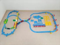 プラレールシリーズ 鉄道玩具セット　ドクターイエロー　貨物列車