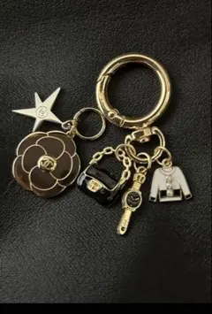 2025年最新】シャネルノベルティ チャームの人気アイテム - メルカリ