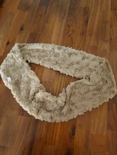 イーハイファンワールドギャラリー　スヌード　ベージュ