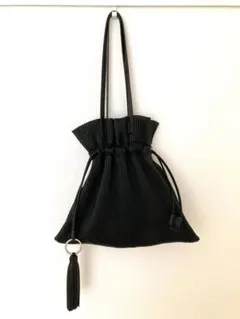 ノーブランド 黒 ブラック バッグ フリンジ