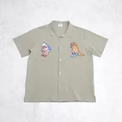 【極美品】メンズM　ユニバ　公式　サメ人間　恐竜人間　アロハシャツのサムネイル