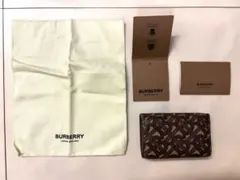 BURBERRY ブラウンレザー 三つ折り財布のサムネイル