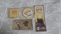 鬼滅の刃 明治村 特典 しおり シール 缶バッジ アクキー 善逸セット