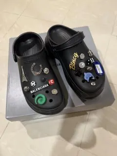 2026年最新】Crocs balenciagaの人気アイテム - メルカリ