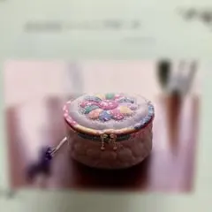 Item thumbnail for item a6bf7b6c-2aba-49b6-8052-7f2a1bb4156f