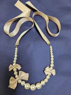 リボン×パール風 ネックレス ベージュ系