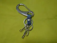 キーホルダー 牛革 本革 日本製 キーリング チャーム3個 カラビナタイプ