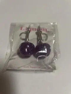 liquem complexcon チェリーイヤリング　パープルラメ